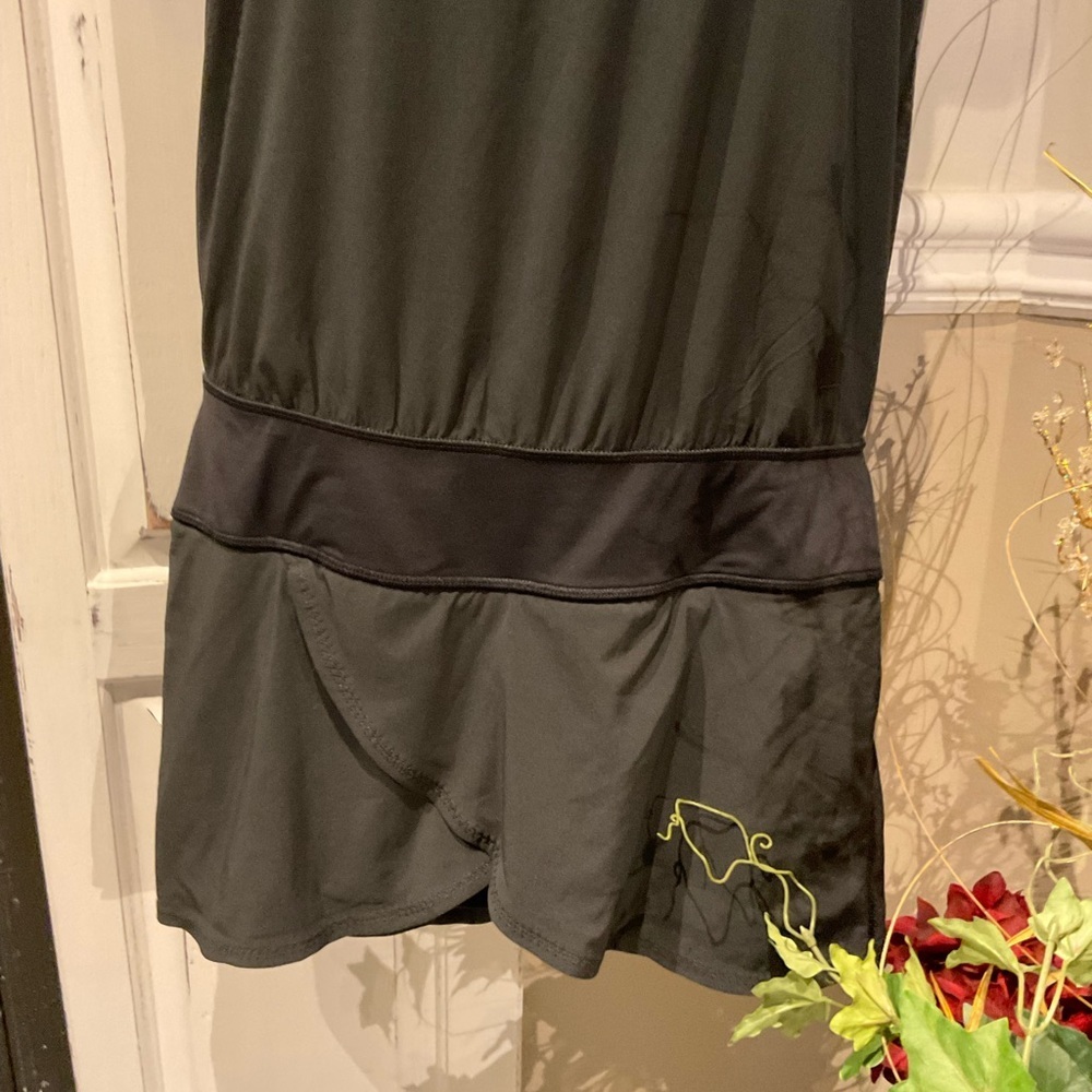 Lululemon Workout Sports Shorts Romper Solid Black Size 4 - Picture 2 of 7